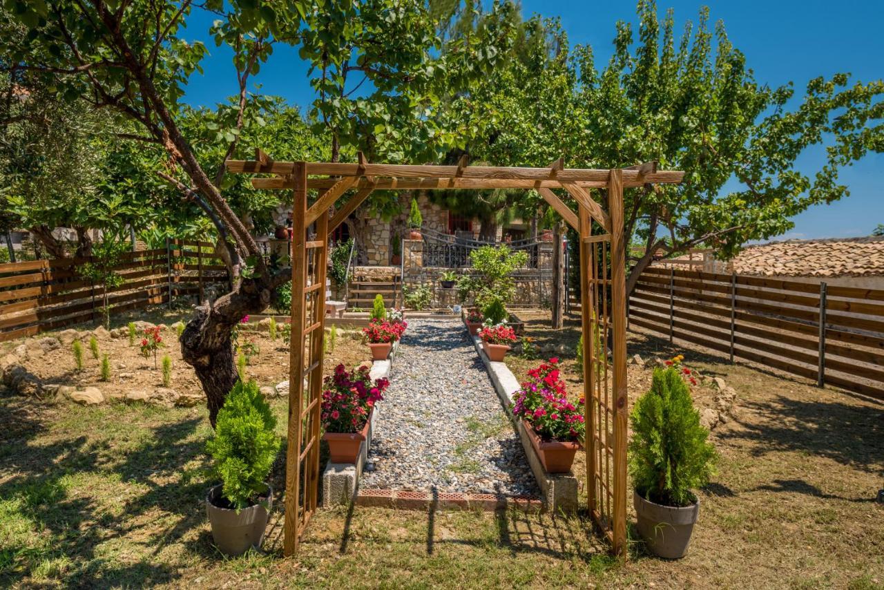 Casa Petra - Stone Cottage Farmhouses Argassi Luaran gambar