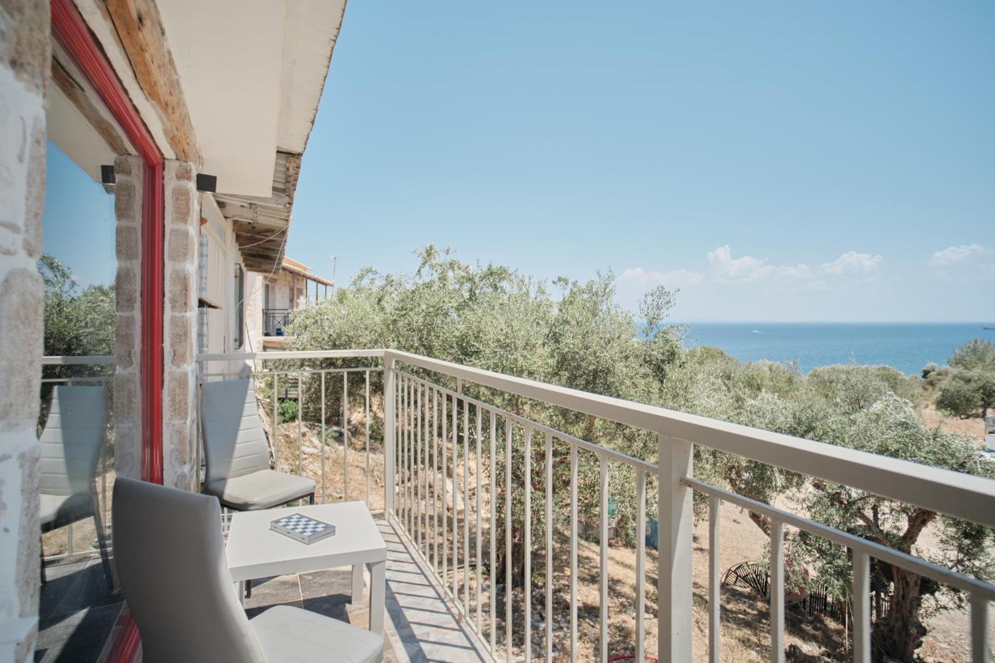 Casa Petra - Stone Cottage Farmhouses Argassi Luaran gambar
